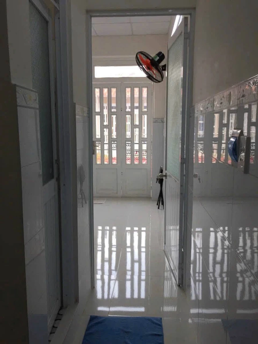 Bán nhà 1 trệt 1 lầu 2PN 2WC đường Thạnh Lộc 41, Quận 12 giá 1,42 tỷ - Ảnh thu nhỏ 5