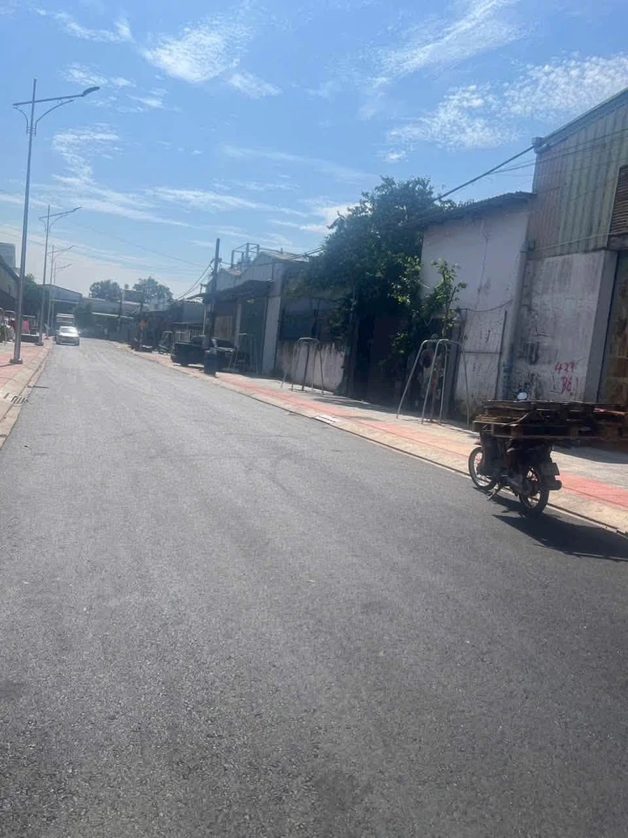 Bán nhà mặt tiền Khánh Bình 257m² 3PN giá 4.1 tỷ - Ảnh thu nhỏ 2