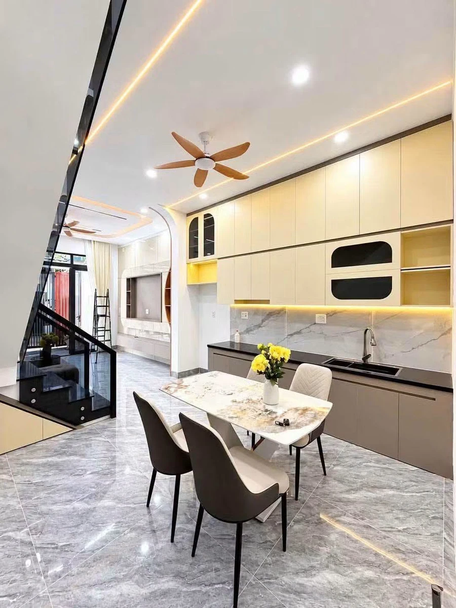 Bán nhà 1 trệt 1 lầu 3PN 63m², Trảng Dài - 2.79 tỷ - Ảnh thu nhỏ 2