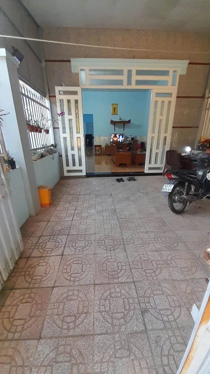 Bán nhà 2 phòng ngủ, 125m², 980 triệu Phường Tiến Thành - Ảnh 1