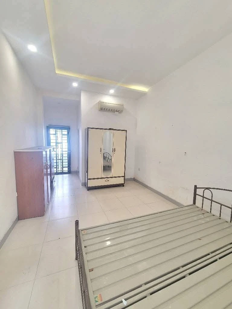 Bán nhà mặt tiền 70m² 4 phòng ngủ gần Chợ Bà Chiểu, Quận 1 - Ảnh thu nhỏ 4