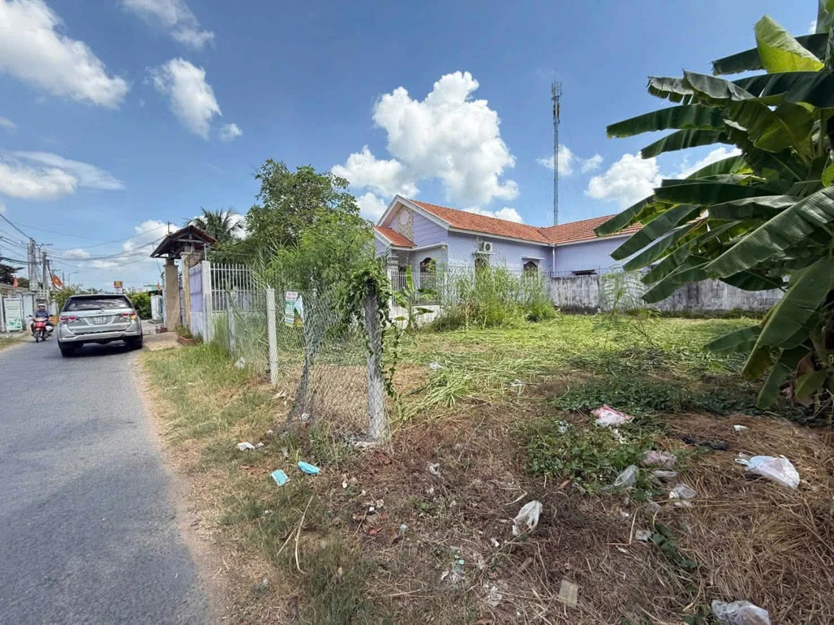 Bán đất mặt tiền Nguyễn Văn Trung, 248,8m² - Bến Tre - Ảnh thu nhỏ 2