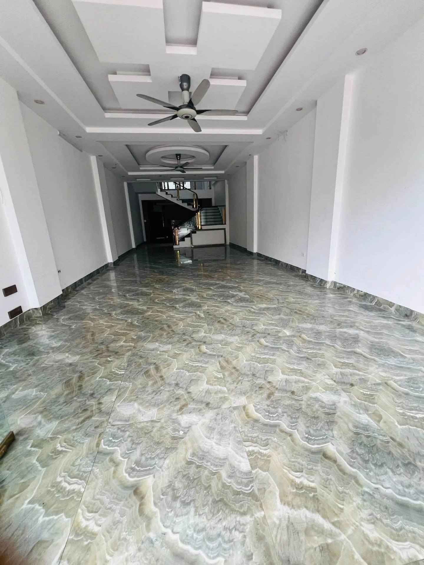 Bán nhà 3 tầng kinh doanh 108,75m² gần cầu Ngòi Đum, Bình Tân - Ảnh 1