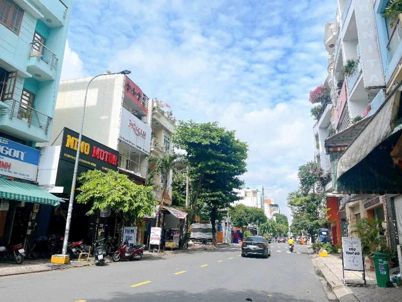 Bán nhà mặt tiền 3 tầng đường Trần Hưng Đạo, Tân Phú, 4,5x21m, giá 14,2 tỷ - Ảnh 1
