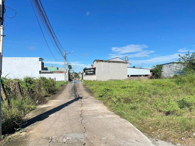 Bán lô đất thổ cư 100m2 Phong Nẫm, Phan Thiết