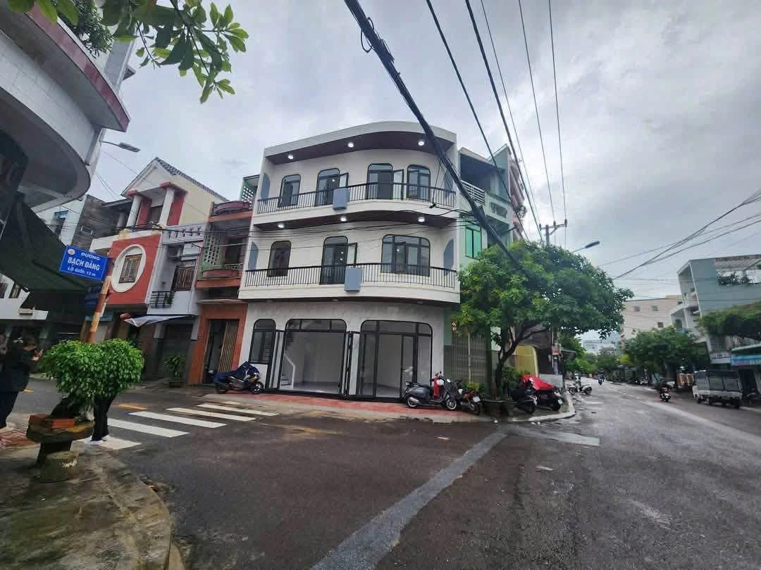 Bán nhà 2 tầng 3PN 39,7m² mặt tiền 14m Trần Hưng Đạo - Ảnh 1