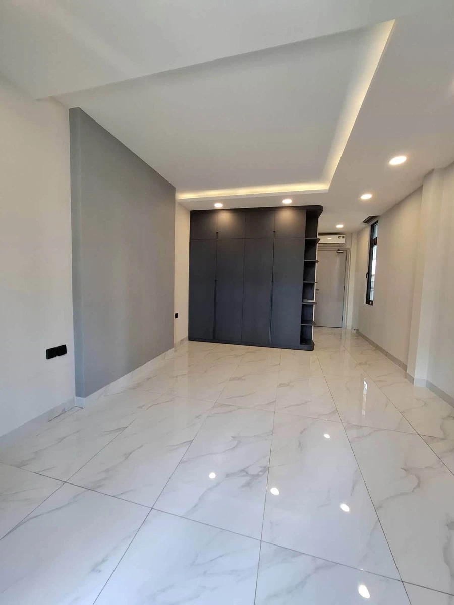 Bán nhà lô góc 3 mặt tiền An Dương Vương Quận 5, 70m2, 4 tầng, giá 39,9 tỷ - Ảnh thu nhỏ 4
