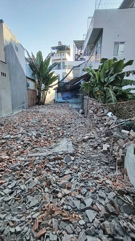 Bán lô đất 96m2 thổ cư hẻm Mai Xuân Thưởng, Bắc Nha Trang, giá 3,8 tỷ