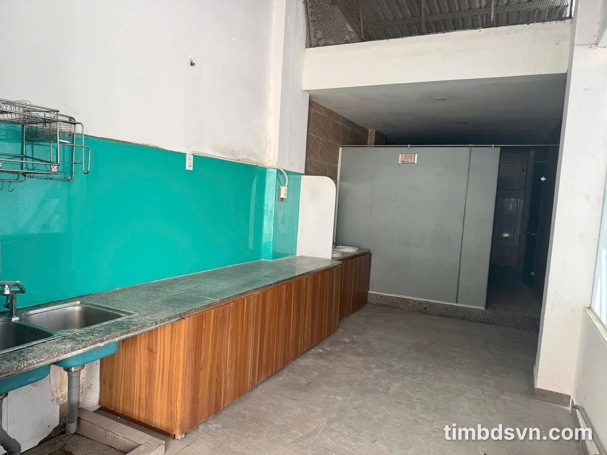 Cho thuê nhà mặt tiền 10×30m gần chợ Linh Xuân 33tr/tháng - Ảnh thu nhỏ 4