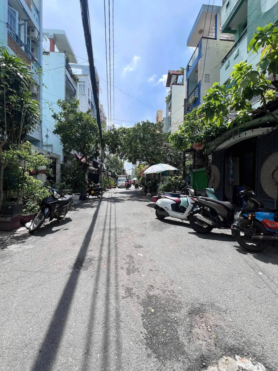 Bán nhà hẻm Tô Hiến Thành Q.10, 50m², 6PN, 11 tỷ - Ảnh 1