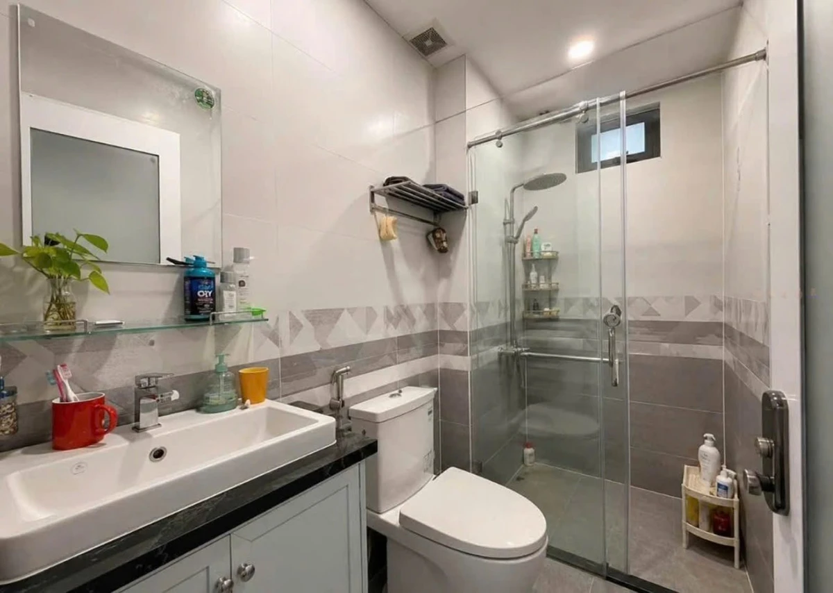 Bán nhà 7PN, 5 tầng, 150m2 giá 6 tỷ, Quận 10 - Ảnh 1