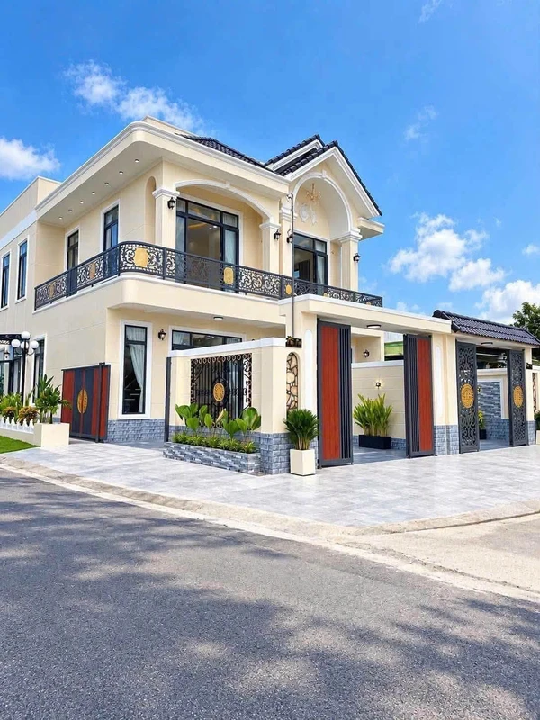 Bán nhà 3 phòng ngủ 126.5m² Nguyễn Chí Thanh, Tây Ninh 2.95 tỷ