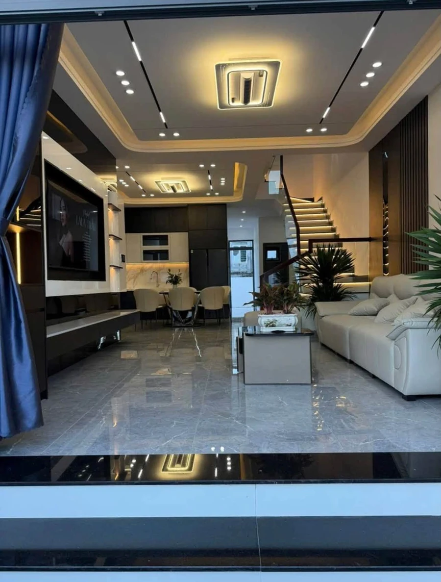 Bán biệt thự 2 lầu 218m² thị trấn Diên Khánh 3 tỷ 980 triệu - Ảnh thu nhỏ 2
