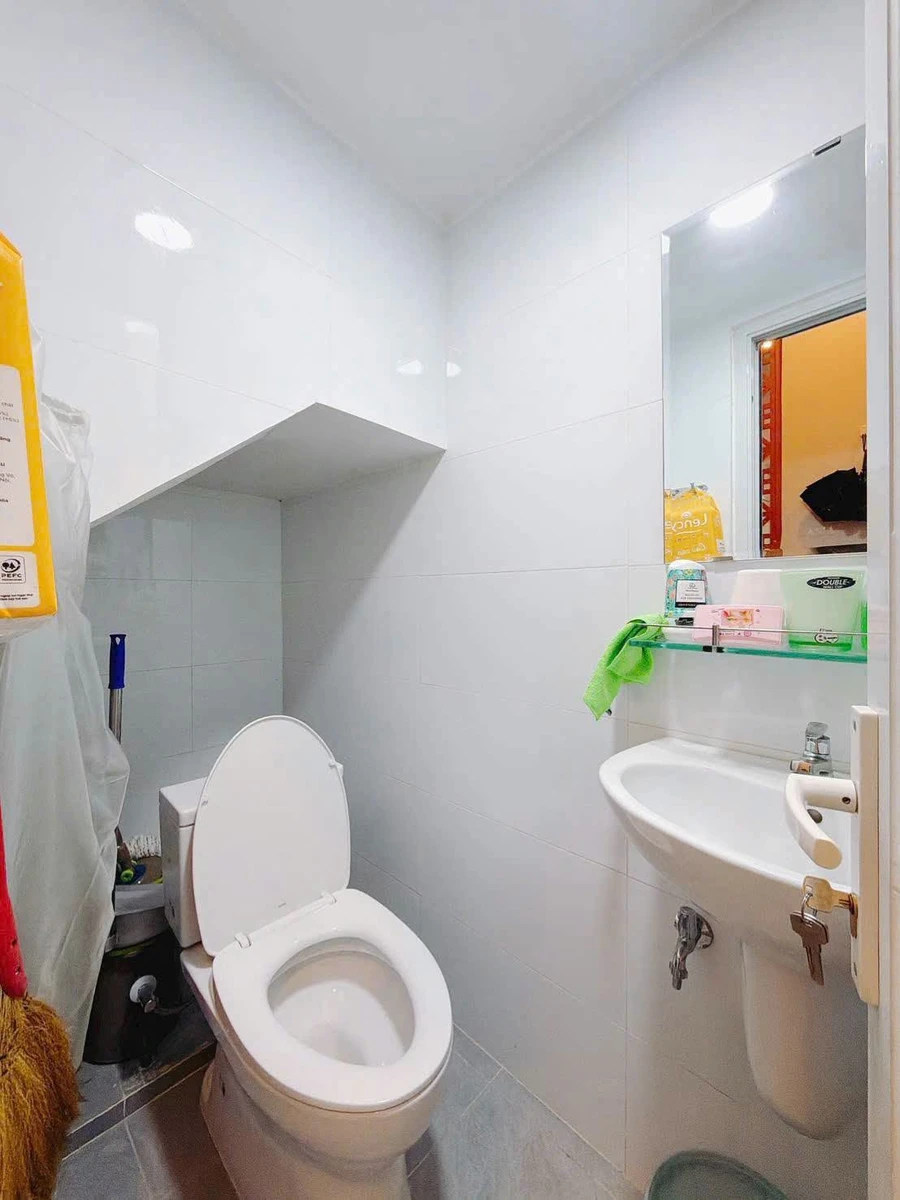 Bán nhà mặt tiền Quận 4, 3PN, 99.2m², 7.95 tỷ - Ảnh thu nhỏ 3