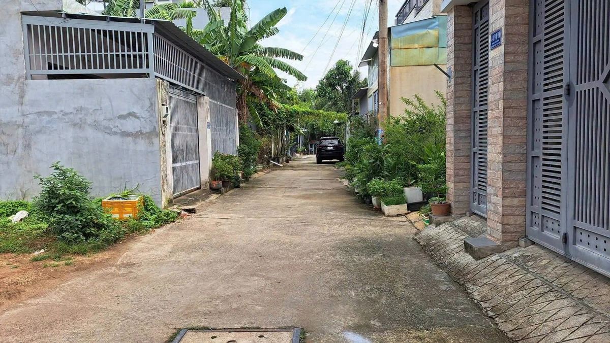 Bán đất ngang 7.6m, 80m² gần mặt tiền Lò Lu, giá 3.9 tỷ - Ảnh 1