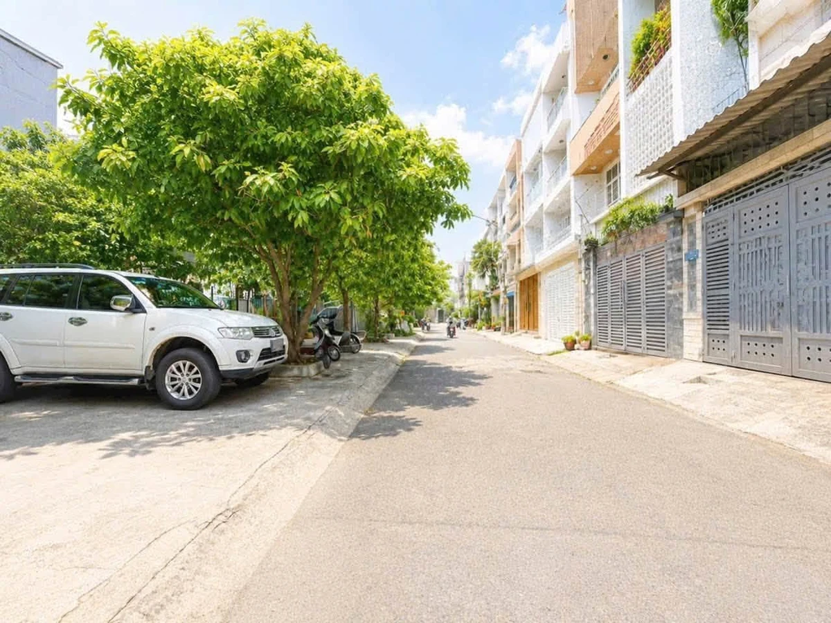 Bán đất góc 2 mặt tiền Bùi Đình Túy 61m² giá 8,9 tỷ - Ảnh thu nhỏ 2