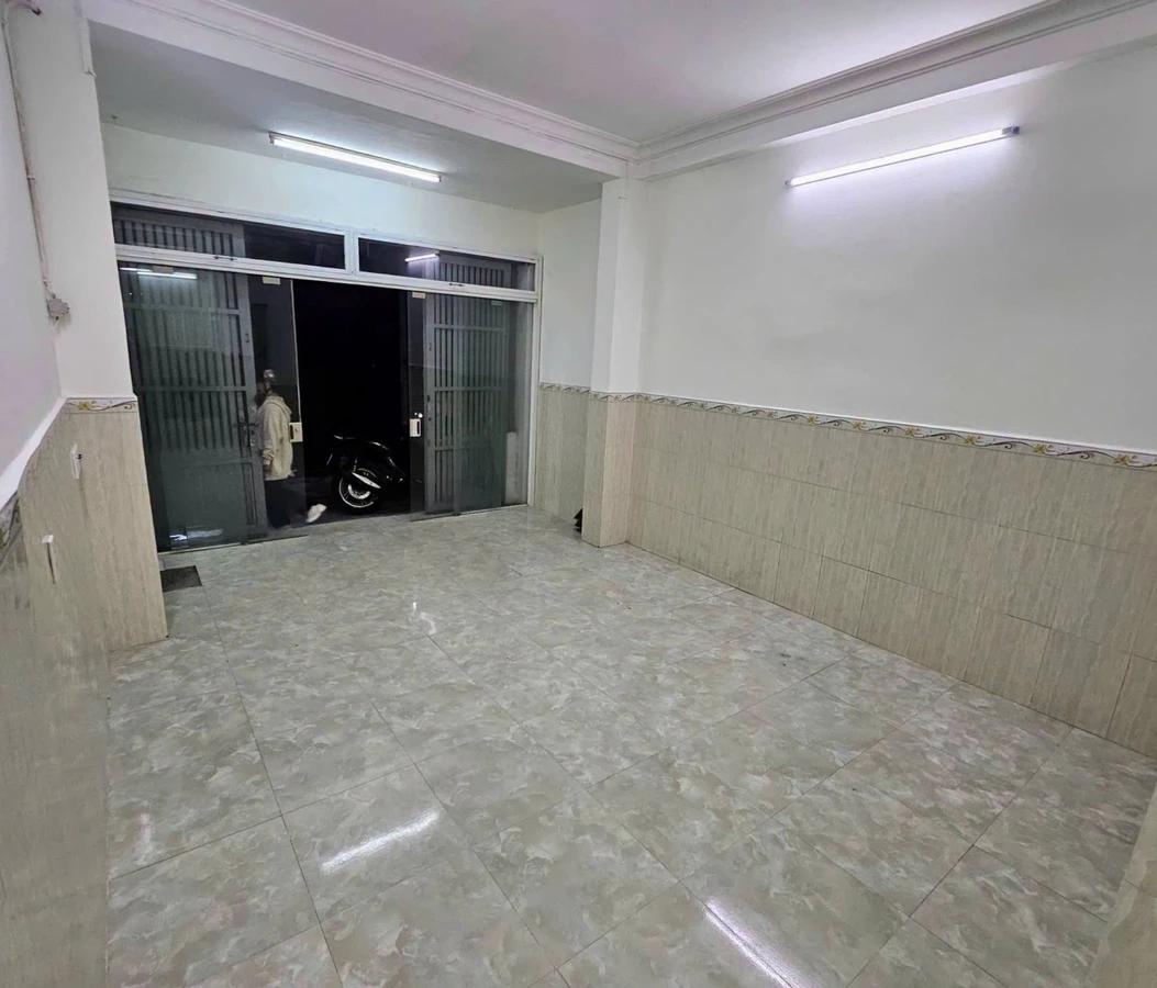 Cho thuê nhà 2 phòng ngủ 40m2 Lê Văn Quới Bình Tân 8 triệu - Ảnh 1