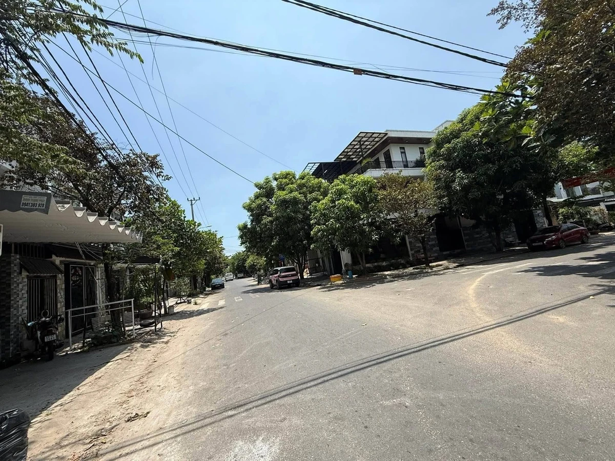 Bán nhà 4 tầng + dãy trọ 128m2 gần Duy Tân - Ảnh thu nhỏ 2