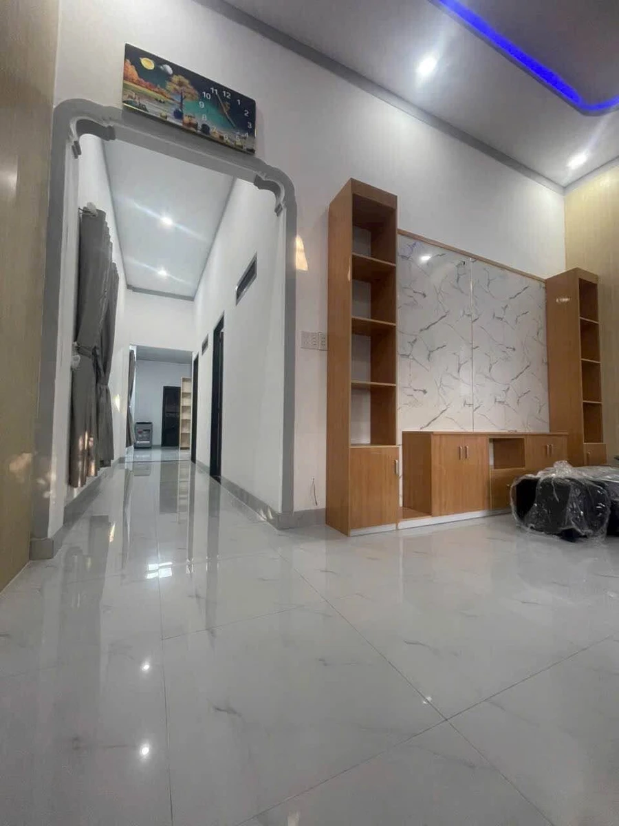 Bán nhà 5x20m 3 phòng ngủ Lê Duẩn Buôn Ma Thuột - Ảnh 1