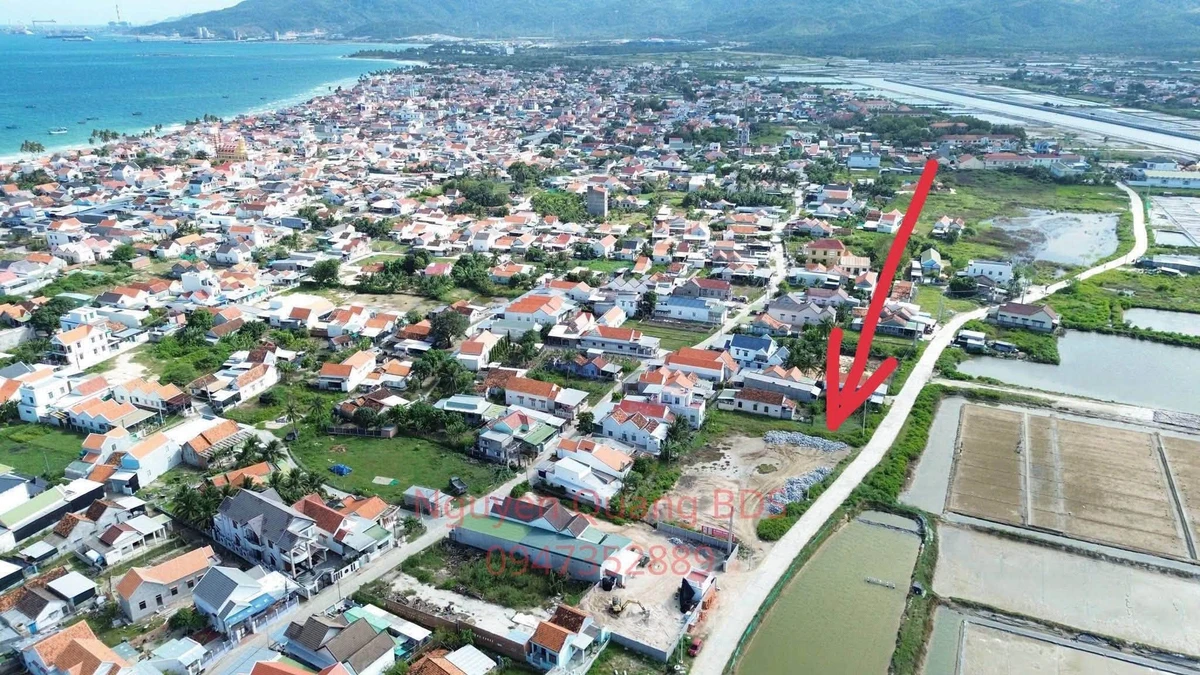 Bán lô đất 96m2 gần Bãi tắm Dốc Lết, Khánh Hòa - Ảnh 1