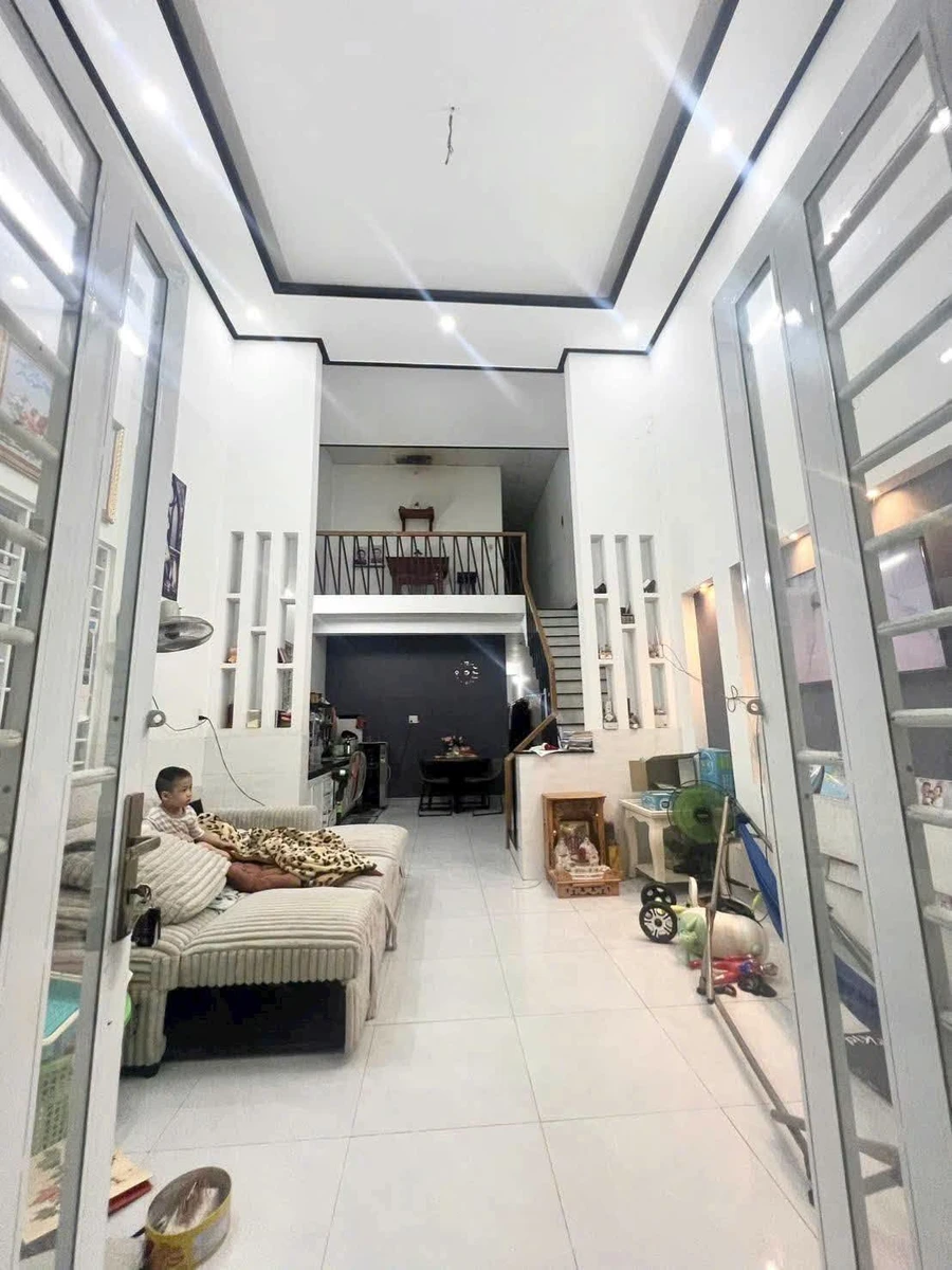 Bán nhà 3 phòng ngủ 97m² Tân Khánh 2.2 tỷ - Ảnh thu nhỏ 2