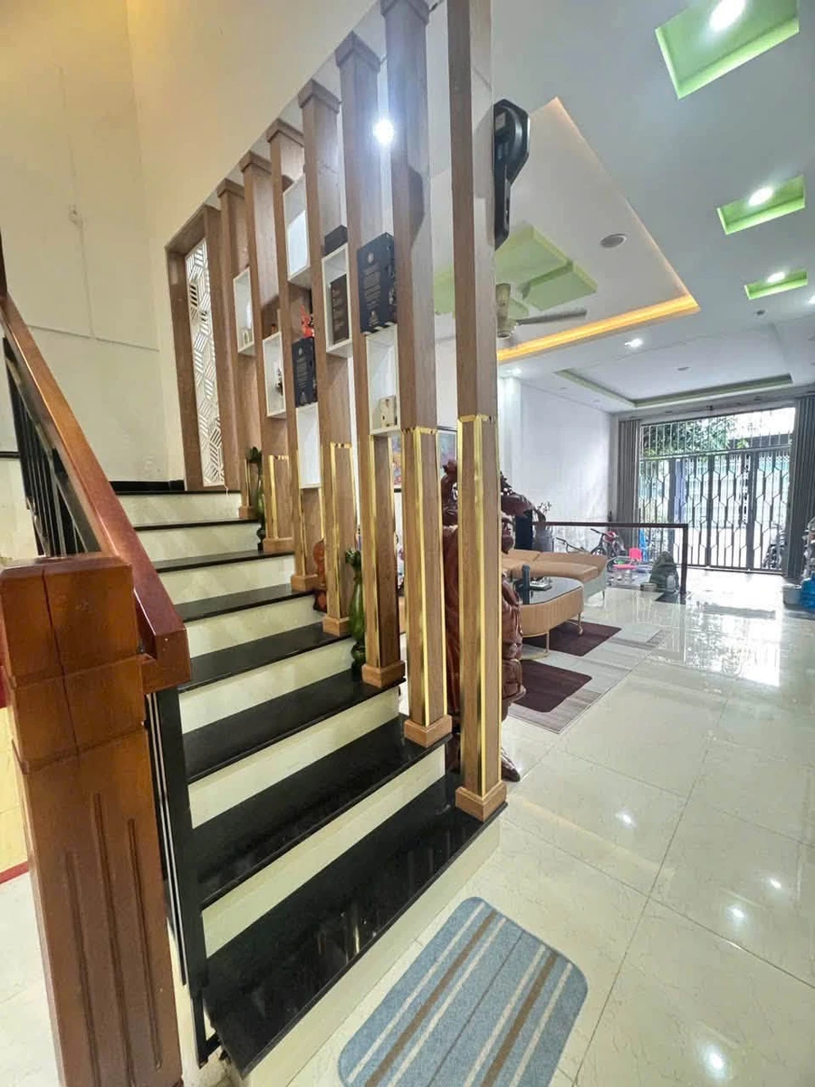 Bán nhà 3 tầng 220m² Vĩnh Điềm Trung, Nha Trang 8,3 tỷ - Ảnh thu nhỏ 5