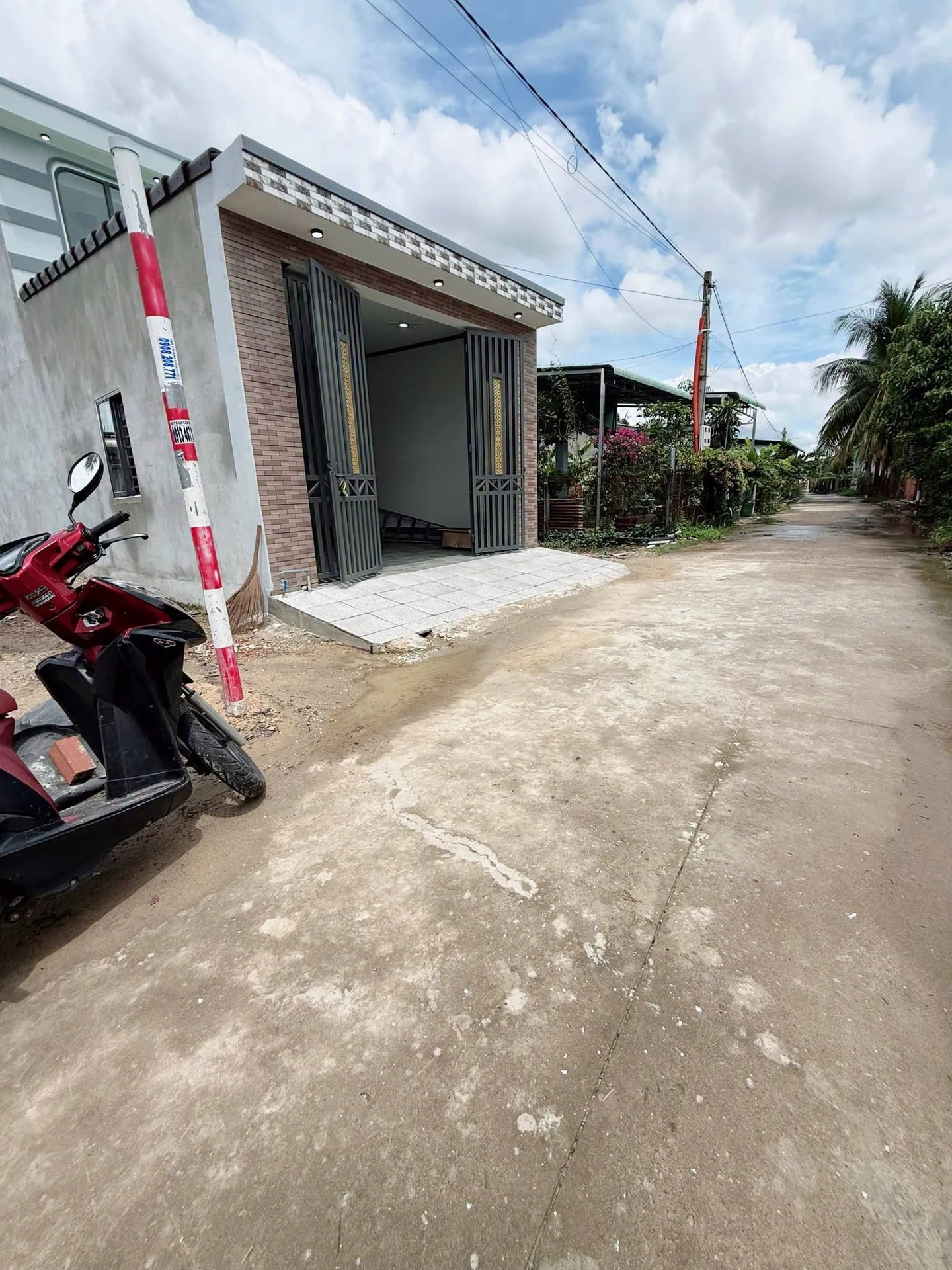 Bán nhà gác lửng mới 100% 3PN 3WC tại Đồng Khởi, Châu Thành, Tây Ninh giá 1,429 tỷ - Ảnh 1