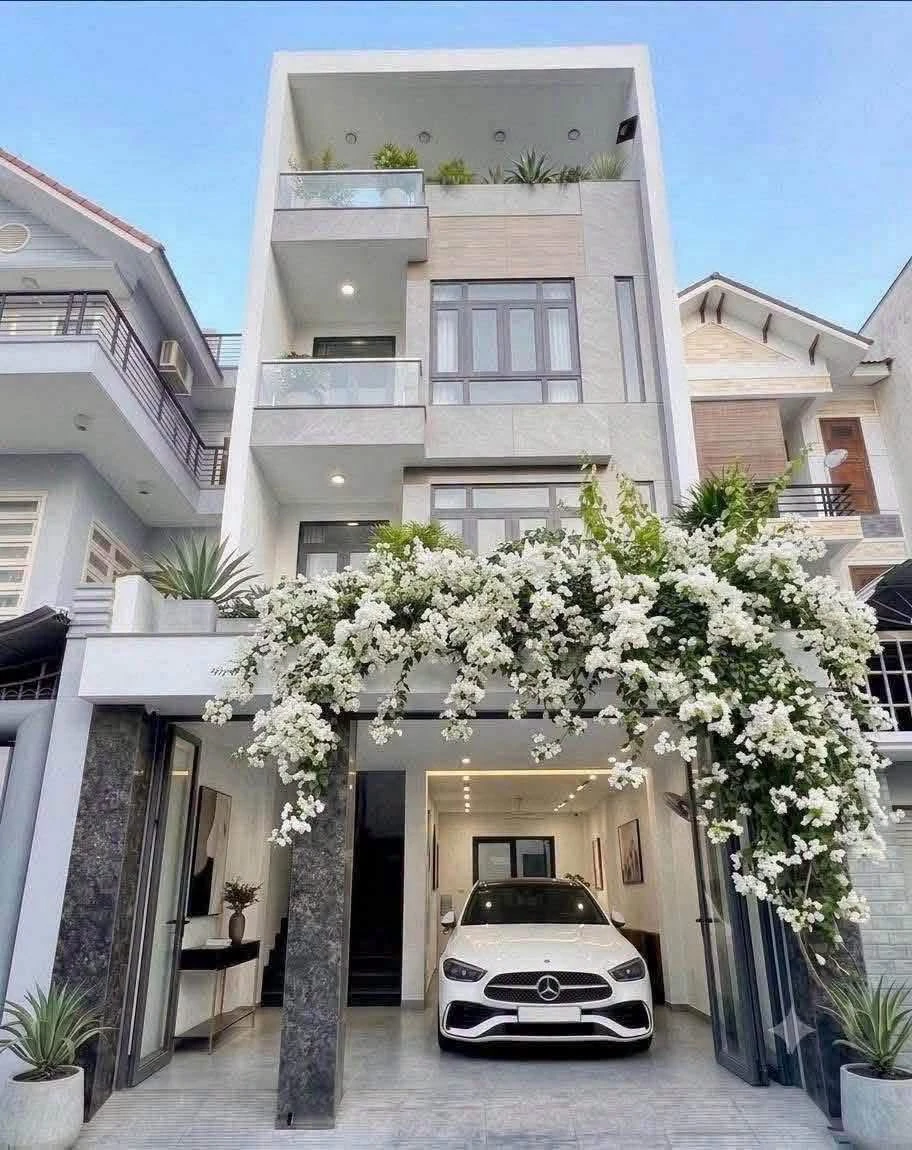 Bán nhà 4 tầng 4PN 105m² Phường 7 Vũng Tàu - Ảnh 1