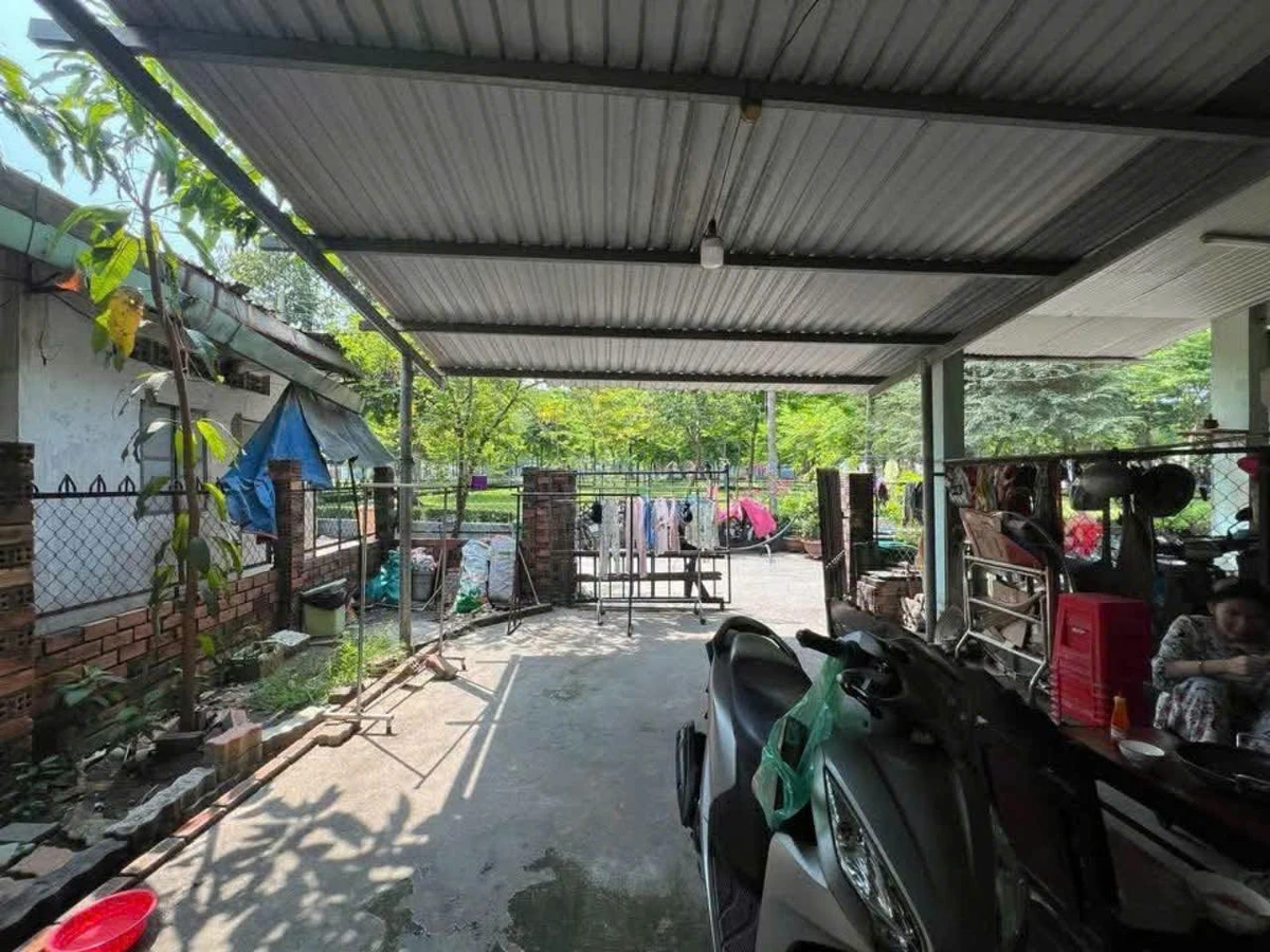 Bán nhà c4 Long Bình Tân 83m² 2 tỷ 7 - Ảnh thu nhỏ 3