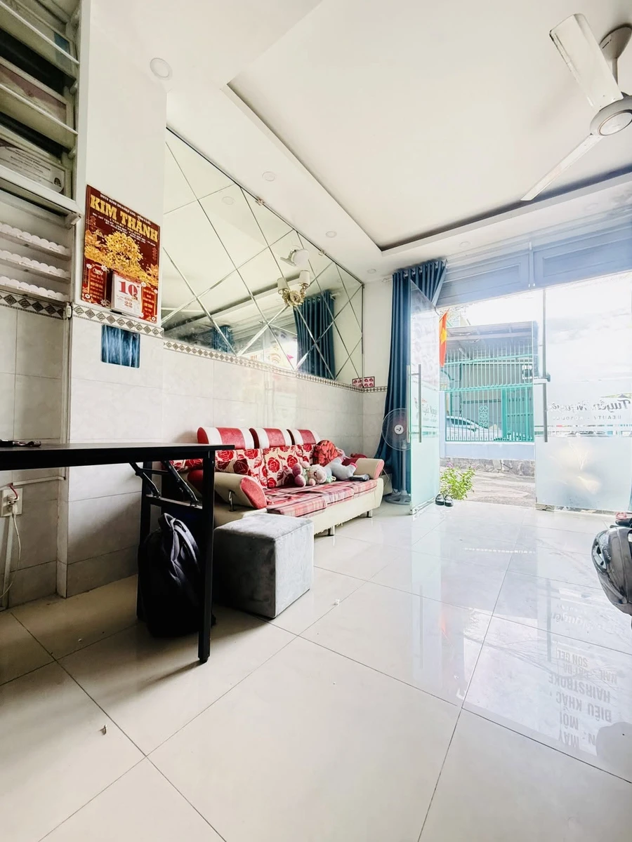 Bán nhà phố 82m² 2 tầng 5.4 tỷ Phan Văn Hớn Bình Tân - Ảnh thu nhỏ 2