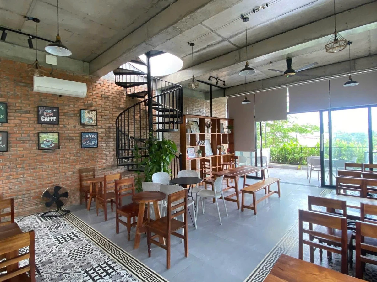 Cho thuê nhà 3 tầng mặt tiền 120m², Bùi Thị Xuân, TP. Huế, 20 triệu/tháng - Ảnh thu nhỏ 3