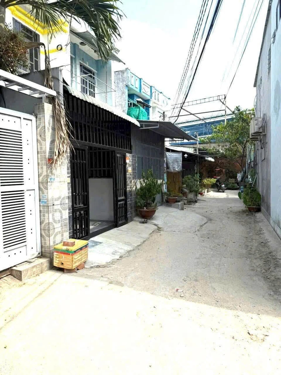 Bán nhà sổ hồng Hóc Môn 46.8m² 2 phòng ngủ 1.68 tỷ - Ảnh thu nhỏ 3