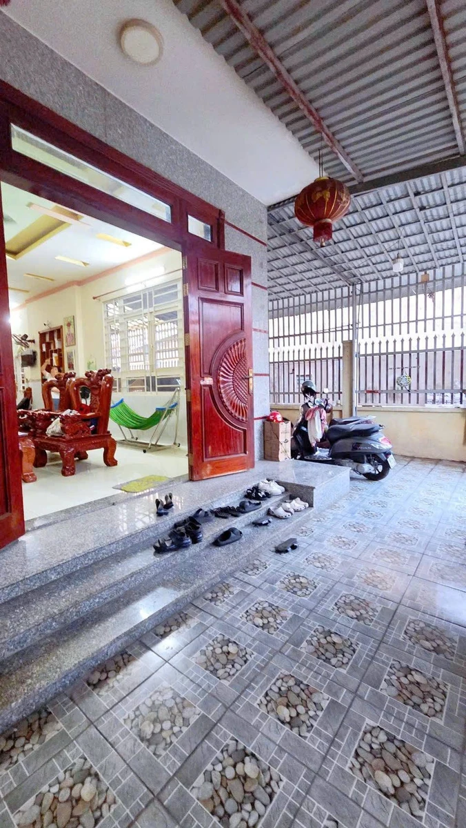 Bán nhà 2 mặt tiền 8x19m kinh doanh Long Bình 5 tỷ - Ảnh thu nhỏ 4
