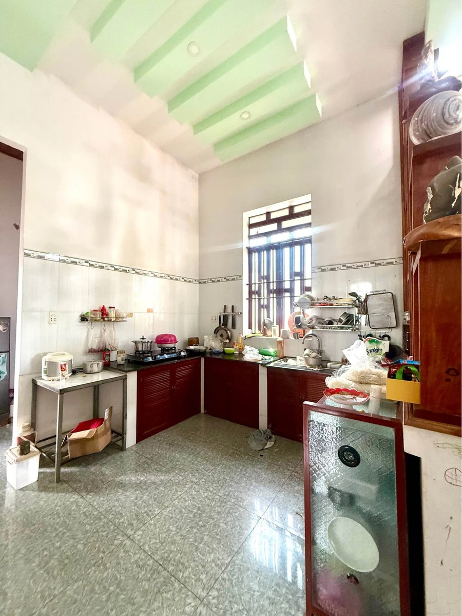 Bán nhà mái Thái 3 phòng ngủ 270m² Tiến Thành, Bình Phước - Ảnh thu nhỏ 5