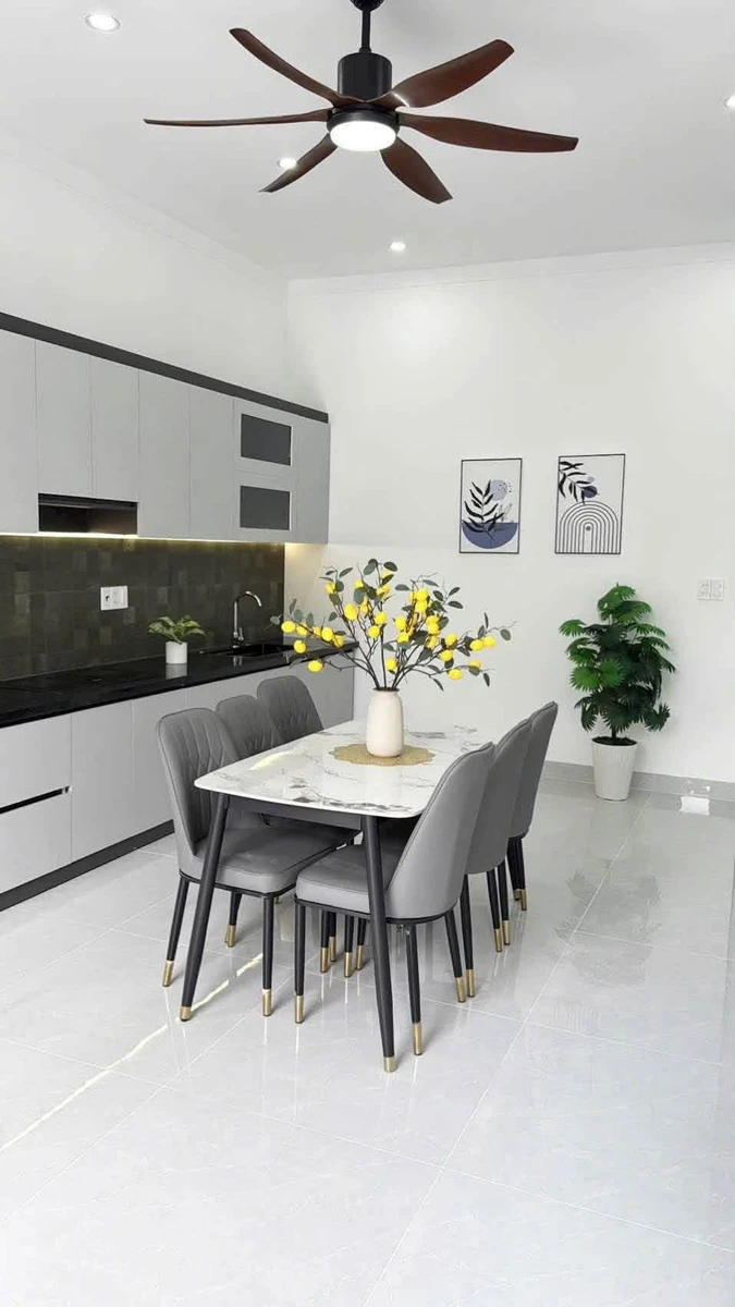 Bán nhà 1 trệt 2 lầu hẻm Nguyễn Duy Trinh, 100m2, 3PN, giá 3,88 tỷ - Ảnh thu nhỏ 4