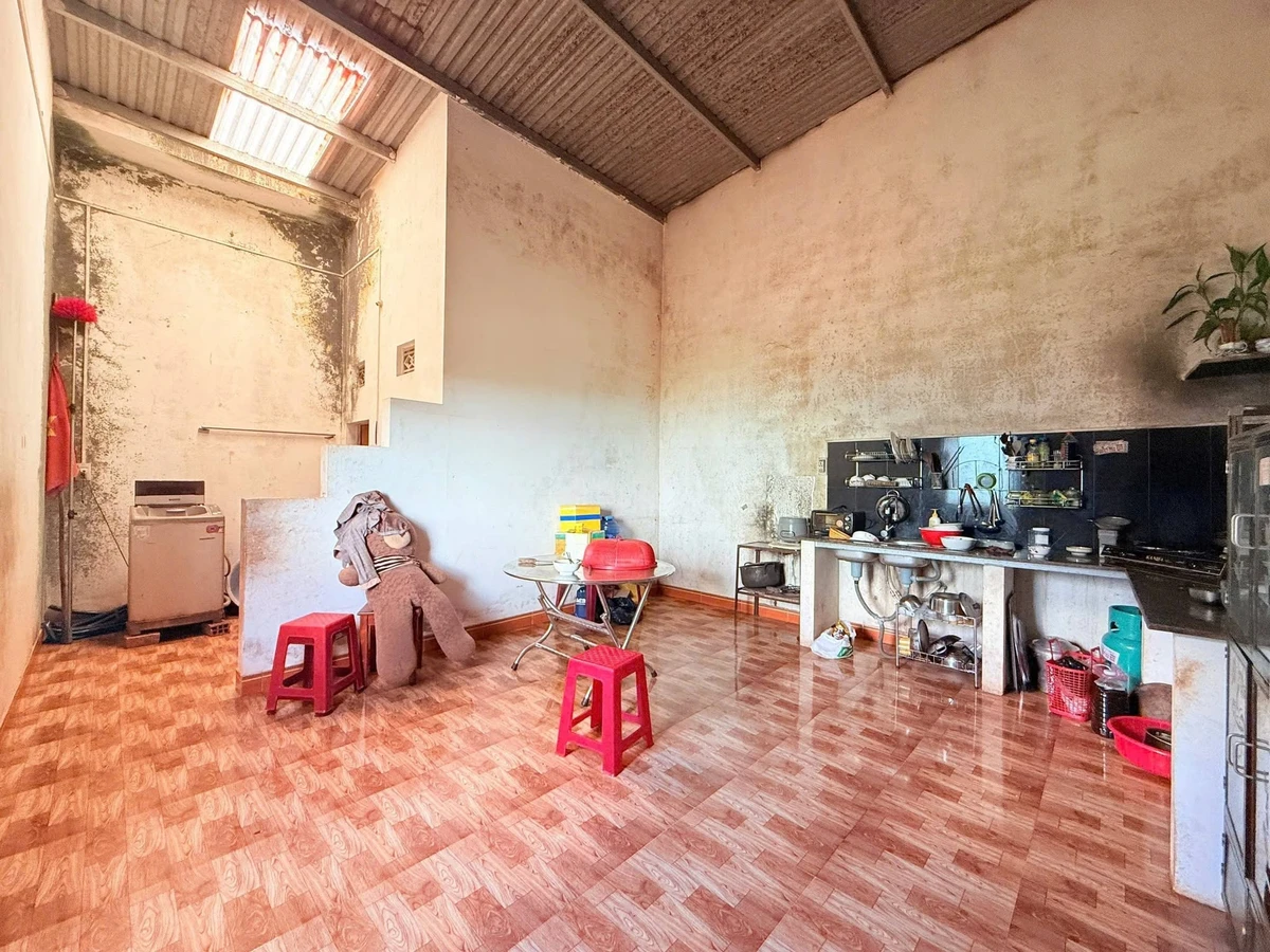 Bán đất tặng nhà Lê Duẩn Pleiku 100m² 1 tỷ 299 triệu - Ảnh thu nhỏ 5