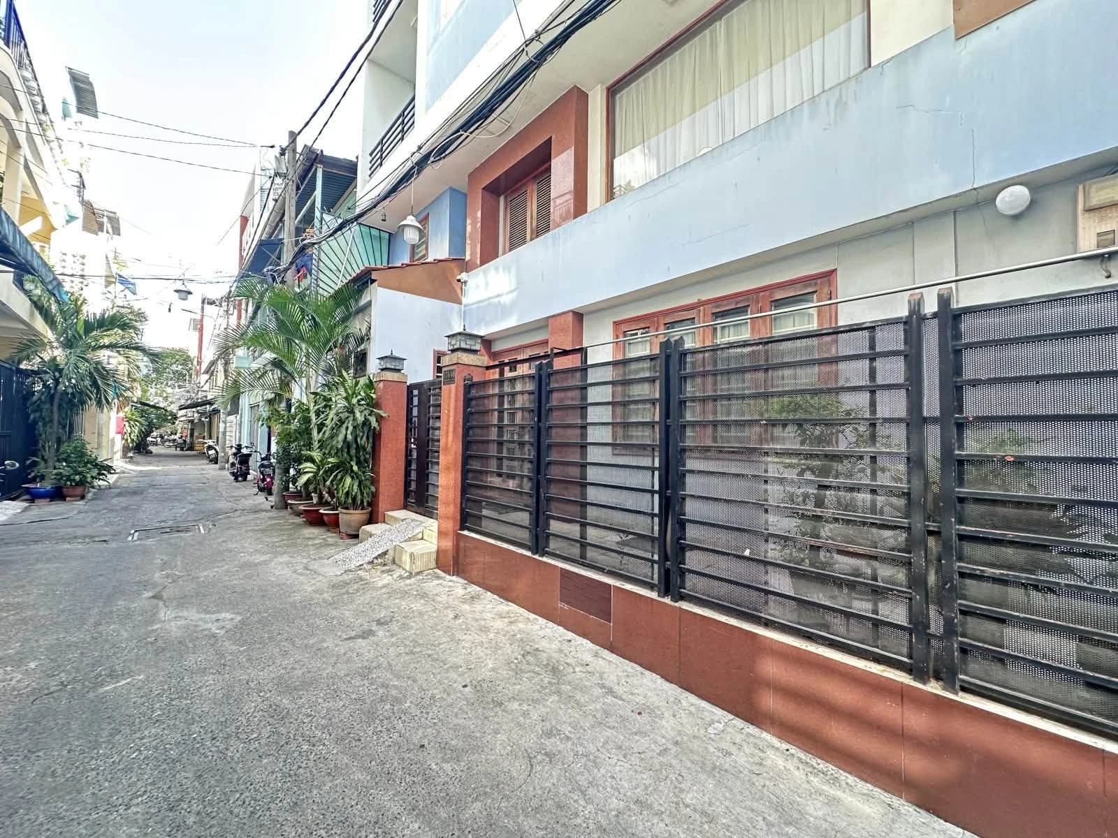Bán nhà Quận 10 50m2 gần chợ Nguyễn Trí Phương 8 tỷ - Ảnh 1