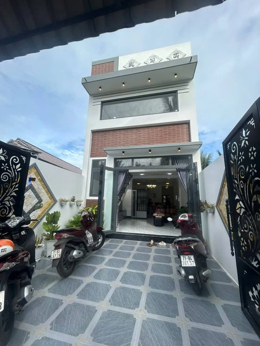 Bán nhà 1 trệt 1 gác, 3PN, 150m2, Sơn Đông, Nhà Bè - Ảnh thu nhỏ 4