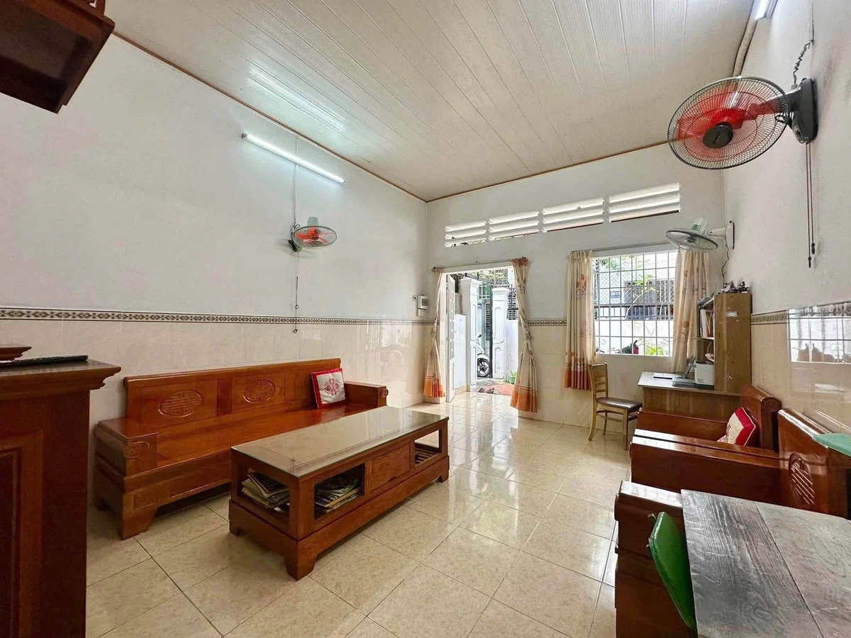 Bán nhà c4 trên đất 66m2 hẻm Trương Công Định Vũng Tàu 4.2 tỷ - Ảnh thu nhỏ 5