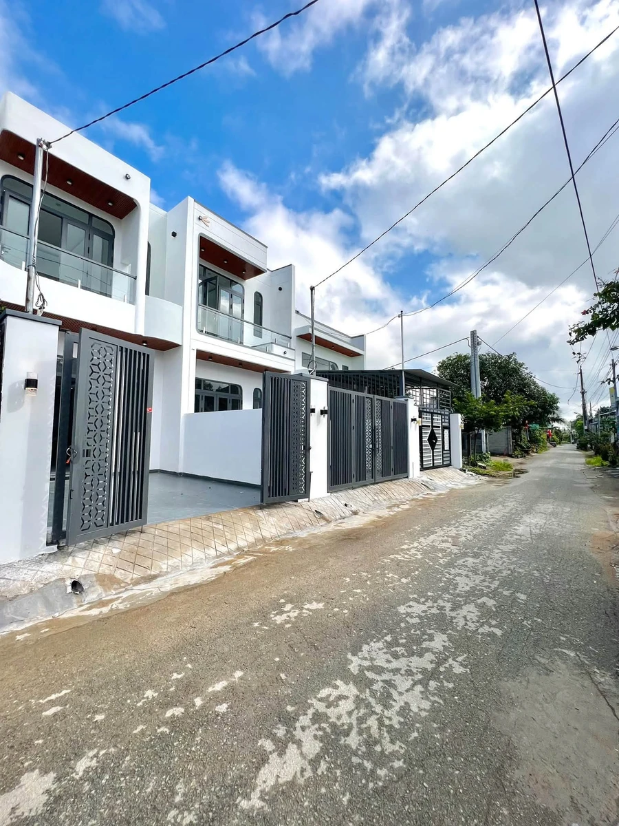 Bán nhà lầu 2 mặt tiền 100m² Tân Triều 2 tỷ - Ảnh thu nhỏ 2