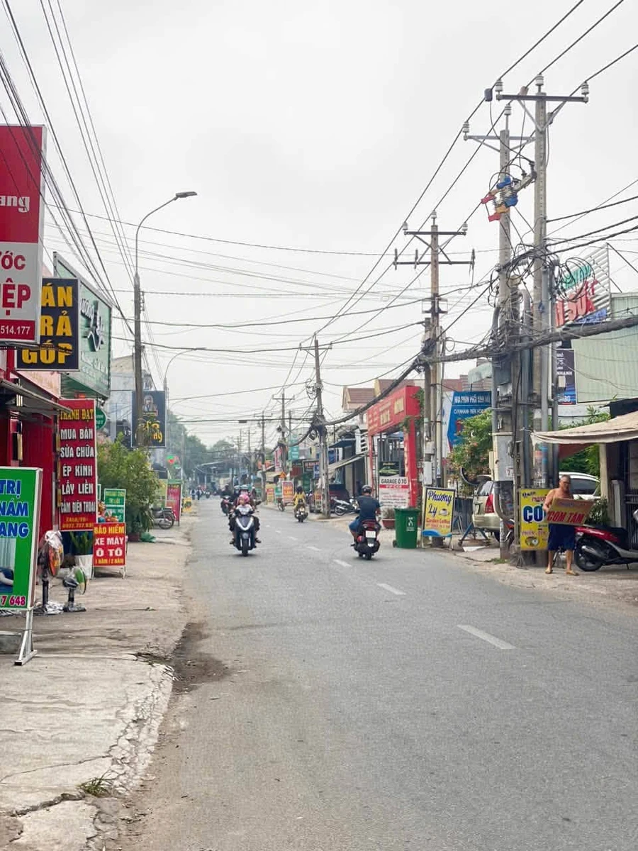 Bán nhà 1 trệt 1 lầu 5 phòng ngủ 4x29m đường Lý Văn Sâm, Tam Hiệp, Biên Hòa - Ảnh thu nhỏ 2