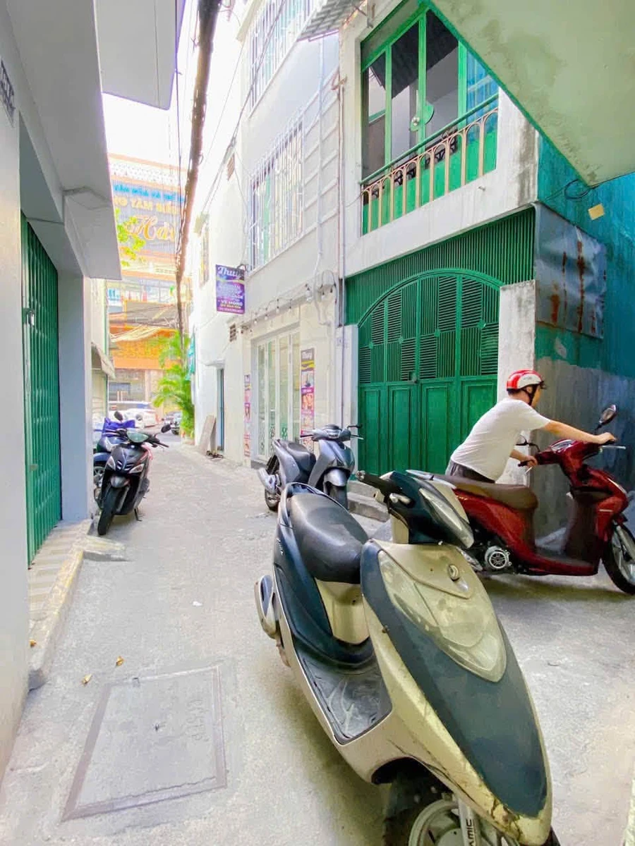 Bán nhà 1 trệt 2 lầu 3 mặt tiền, 82m2, Nha Trang, 3 tỷ 290 triệu - Ảnh thu nhỏ 2