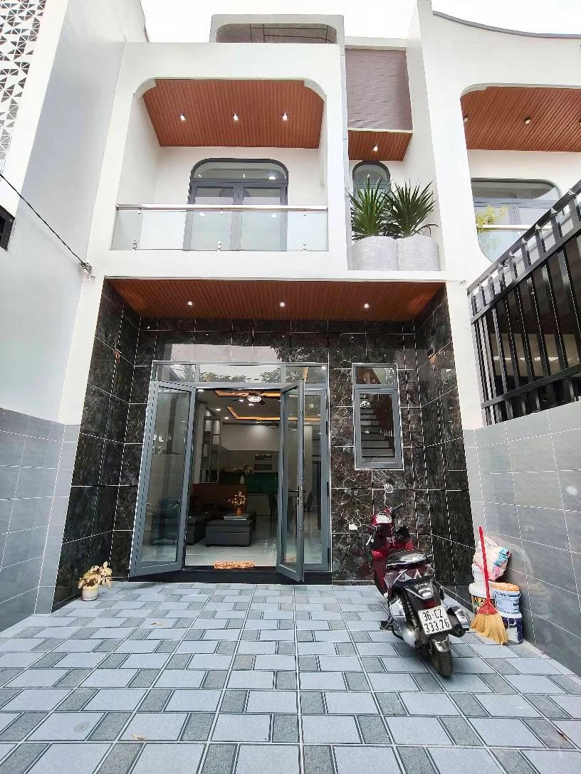 Bán nhà lầu thổ cư 105m² 3PN Trảng Dài, Biên Hòa - Ảnh 1