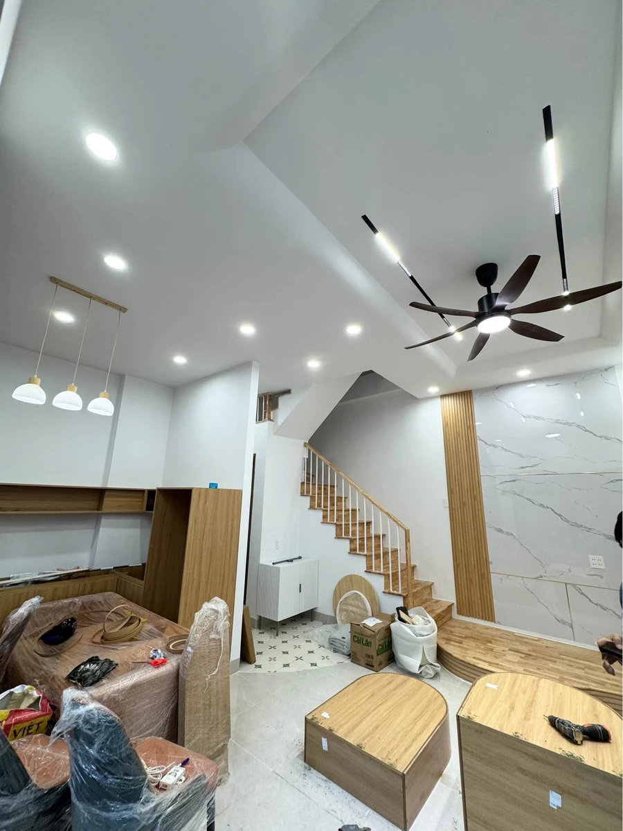 Bán nhà 3 tầng 3PN full nội thất 42m2 Quy Nhơn 3.399 tỷ - Ảnh thu nhỏ 2
