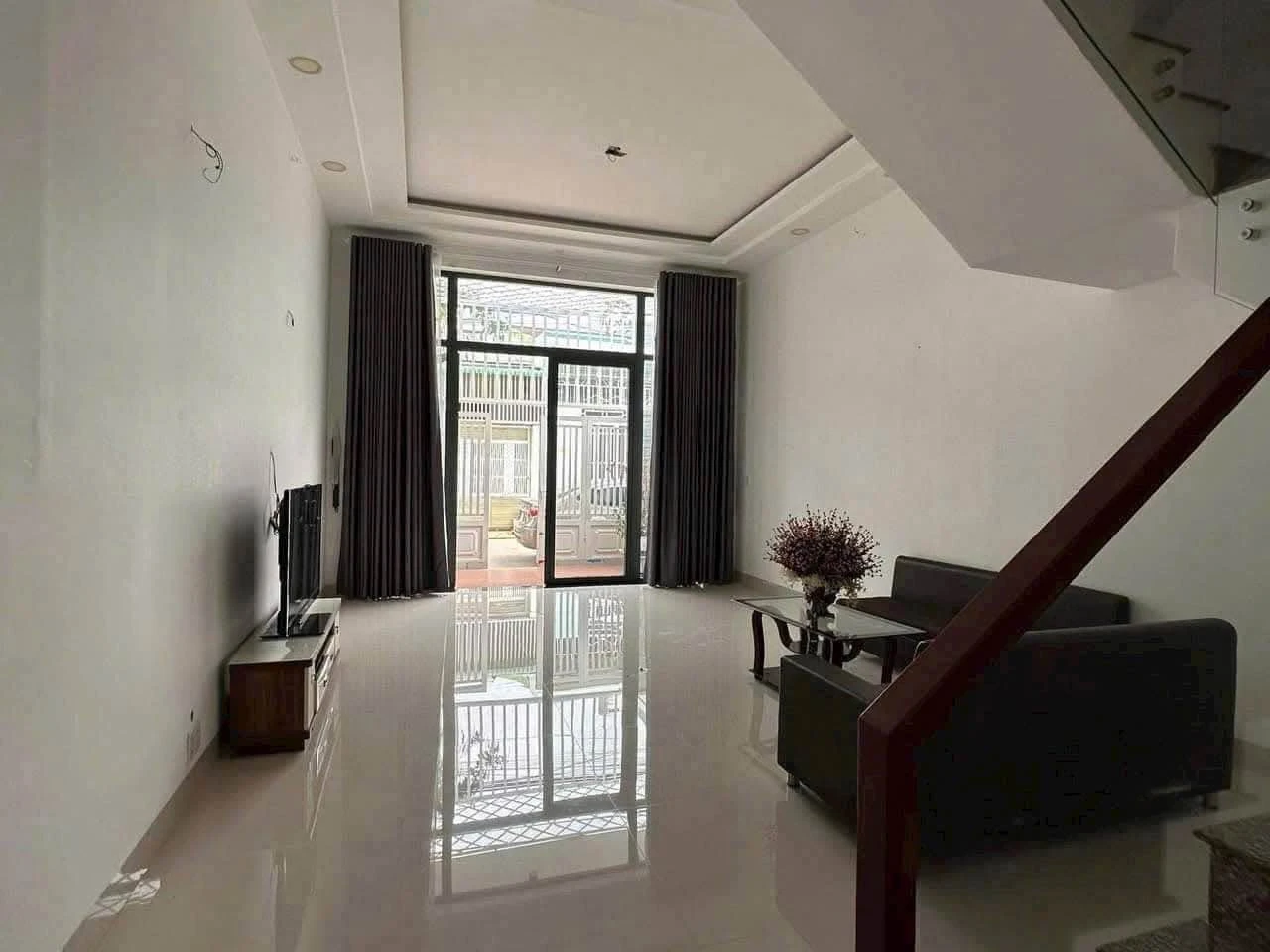 Bán nhà 2 mê mặt tiền 80m2, 3 phòng ngủ tại Buôn Ma Thuột - Ảnh 1