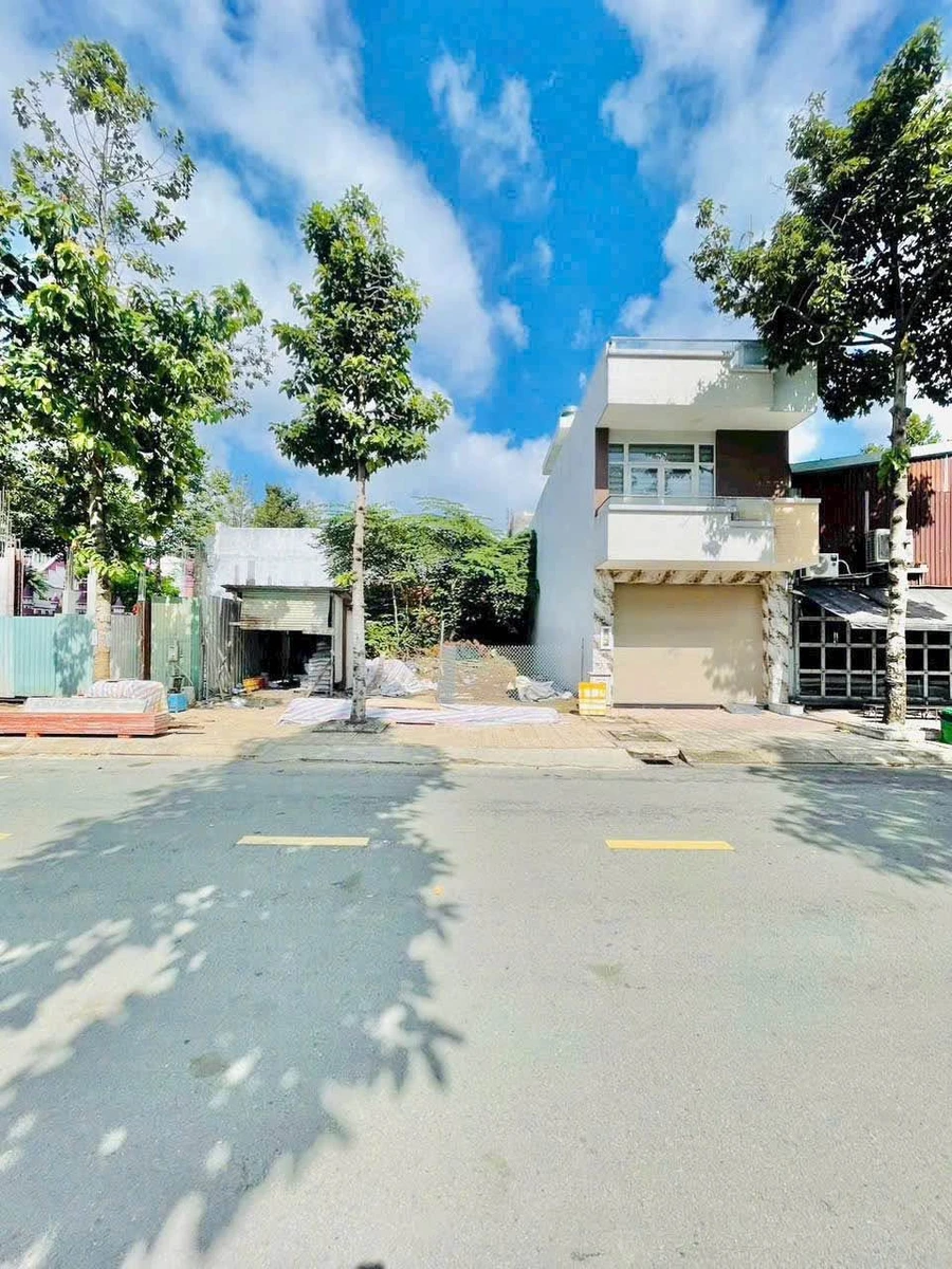 Bán lô đất 100m2 đường D6, Biên Hòa, Đồng Nai 8,5 tỷ - Ảnh 1