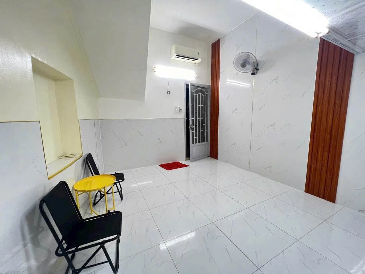 Bán căn hộ 36m2, 2 phòng ngủ, 1 tỷ 650 triệu Quận 5 - Ảnh 1