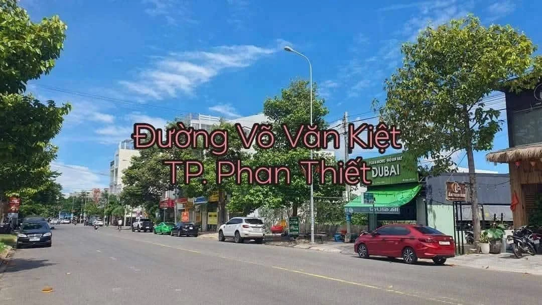 Bán nhà mặt tiền kinh doanh 100m2 Võ Văn Kiệt, Phan Thiết - Ảnh thu nhỏ 2