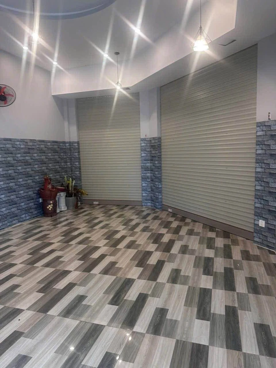 Bán nhà 2 mặt tiền 429m² Phan Thiết, giá 8,2 tỷ - Ảnh thu nhỏ 3