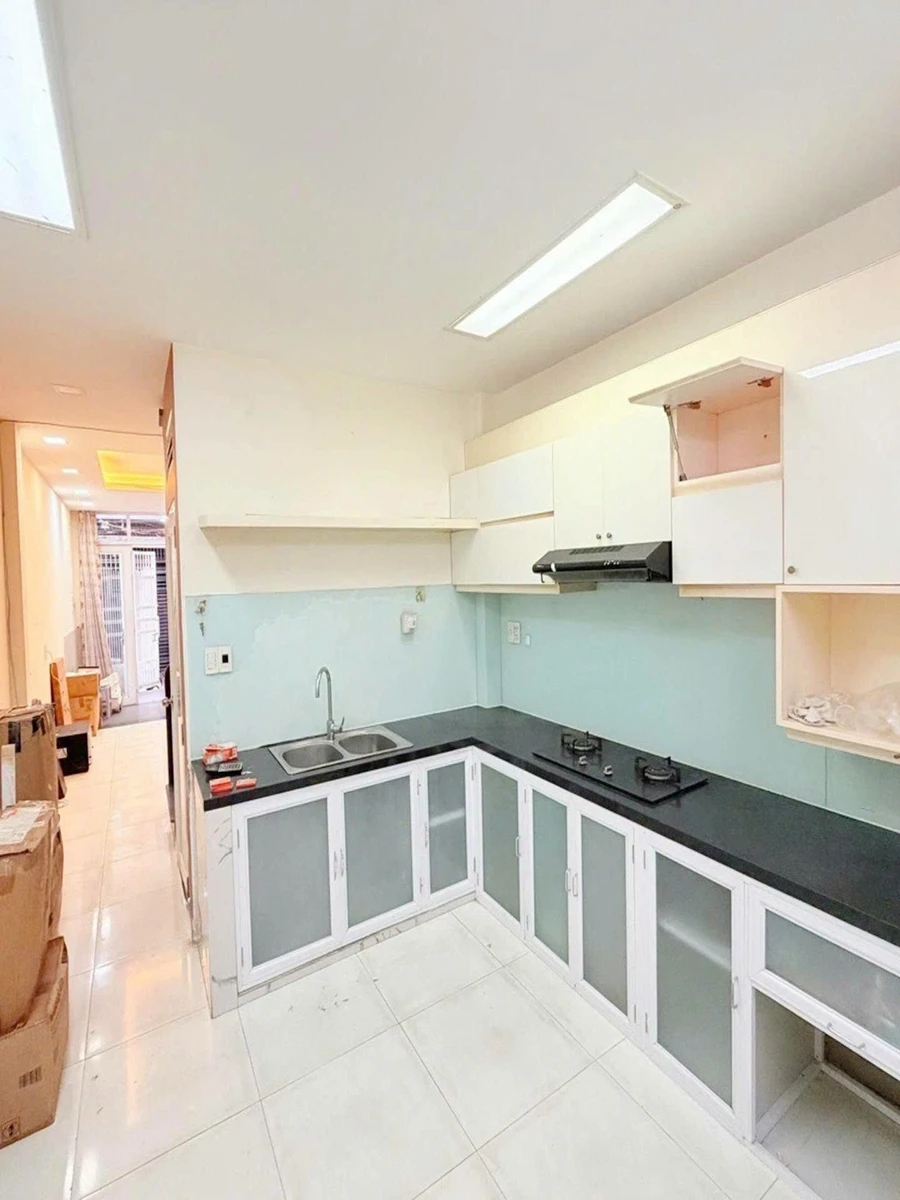 Bán nhà mặt tiền Hòa Hưng 43,75m² 4 tầng, 4 phòng ngủ - Ảnh thu nhỏ 3